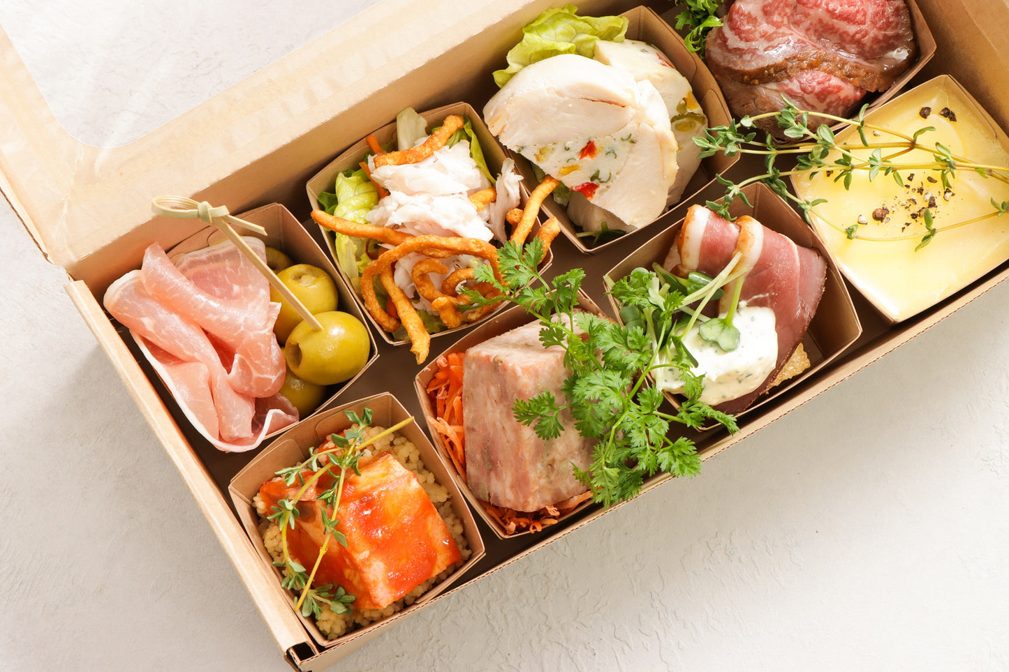 【SPECIAL MEAT COURSE】お肉のオードブルとお肉のメイン料理2種・ドルチェセット※デリバリー