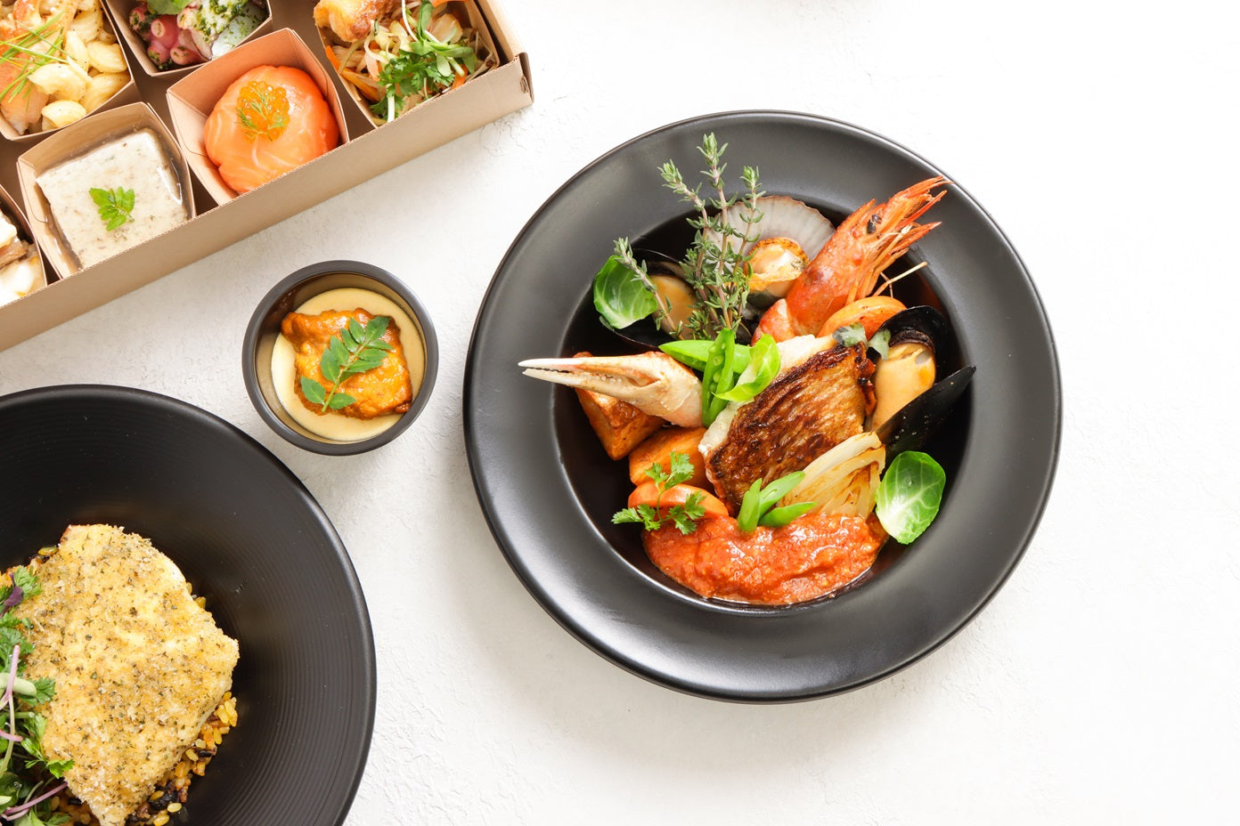 【SPECIAL SEAFOOD COURSE】魚介のオードブルと魚介のメイン料理2種・ドルチェセット※デリバリー