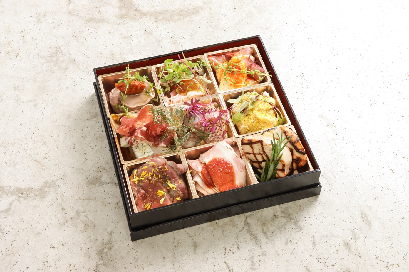【Monthly collab box(月替わりコラボセット)】6月 地中海オードブルとメイン料理「牛タンの赤ワイン煮込み」・ドルチェセット