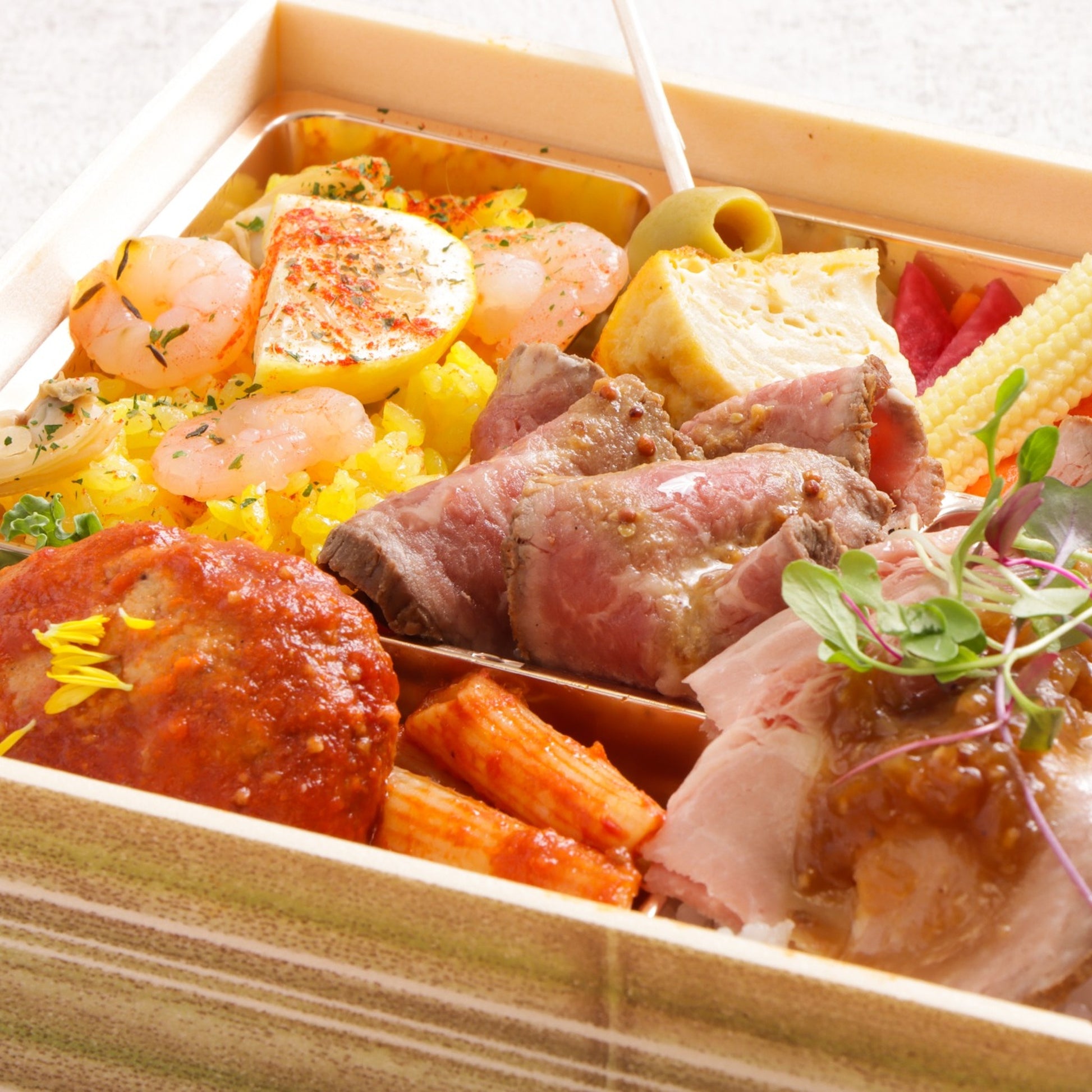 お肉たっぷりで評判のお弁当