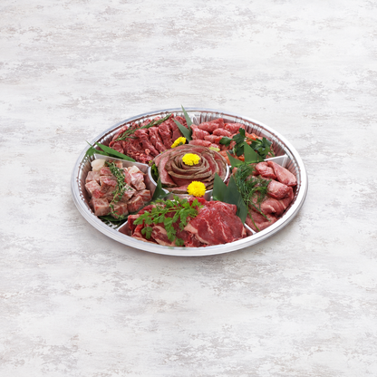厳選したお肉を彩り豊かに盛り合わせ
