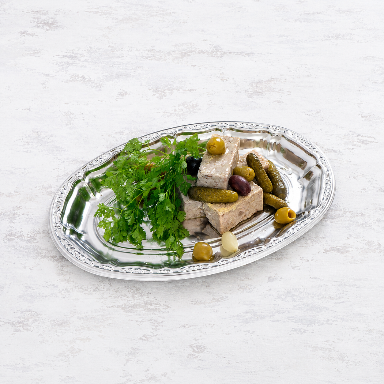 豚肉の各部位をミンチにして低温調理した
フランスの郷土料理
